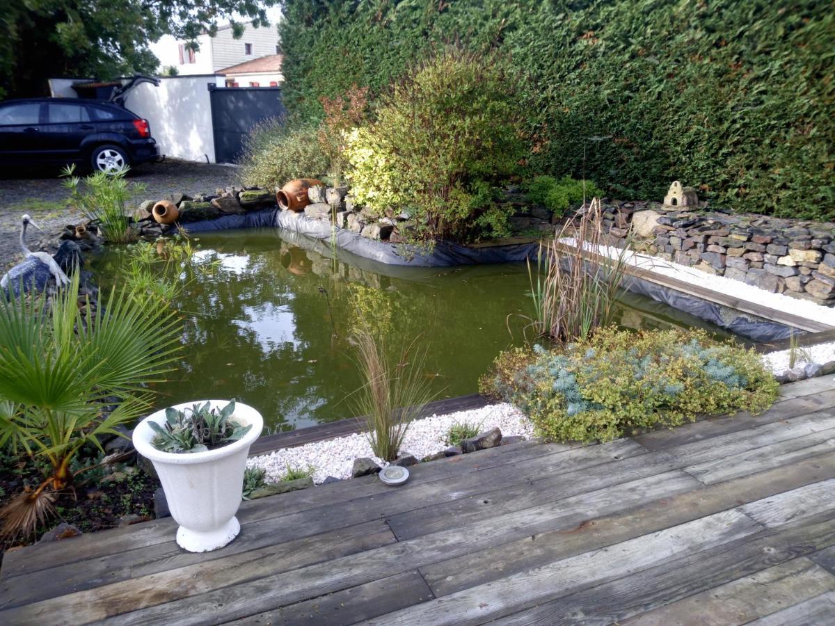 Mas Des Vignes Piscine Chauffee Bed & Breakfast Le Champ-Saint-Pere Bagian luar foto