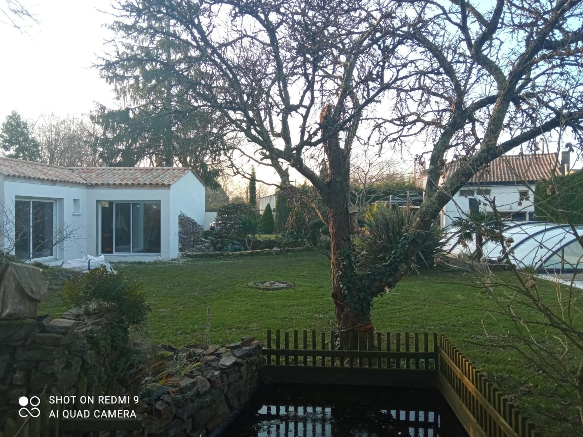 Mas Des Vignes Piscine Chauffee Bed & Breakfast Le Champ-Saint-Pere Bagian luar foto